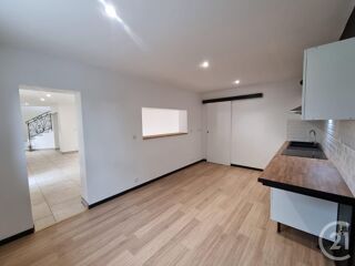  Maison à louer 5 pièces 139 m²