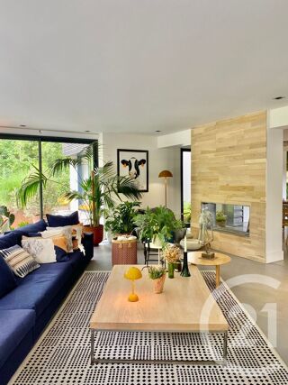  Maison � vendre 7 pi�ces 255 m�