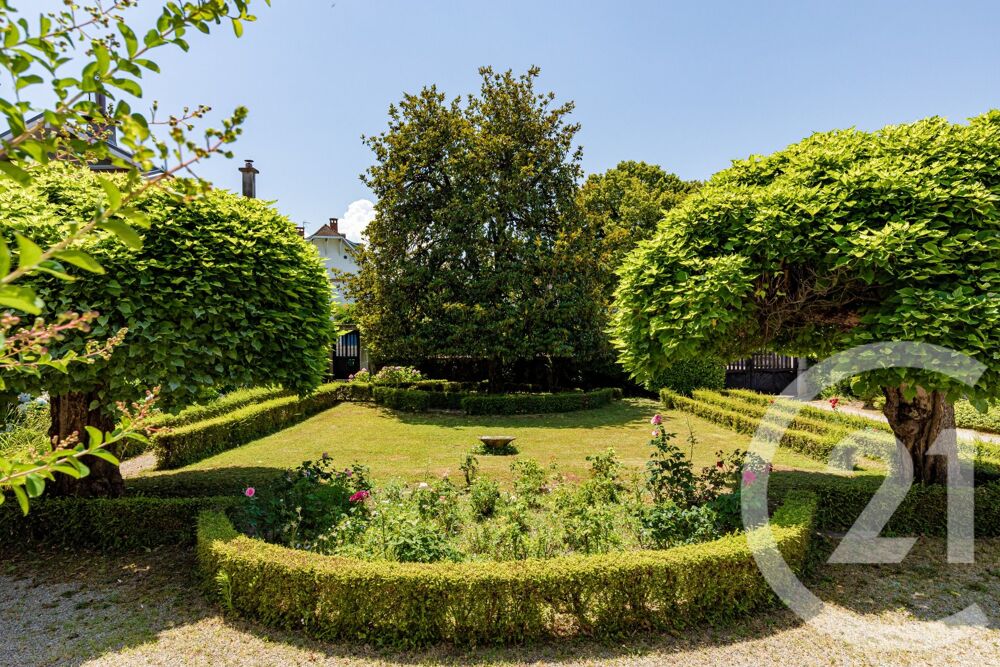 vente Maison - 9 pièce(s) - 230 m² Domène (38420)