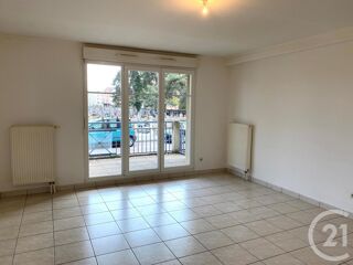  Appartement � louer 4 pi�ces 78 m�