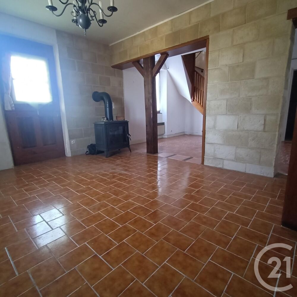 Atypique, située PAIZAY-NAUDOUIN, cette maisonnette de g....