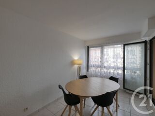  Appartement à louer 3 pièces 78 m²