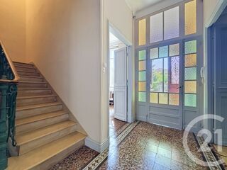  Maison à vendre 11 pièces 321 m²