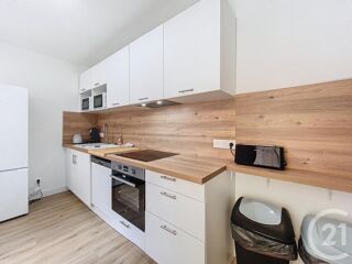  Appartement � louer 7 pi�ces 14 m�