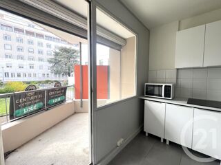  Appartement à louer 2 pièces 58 m²