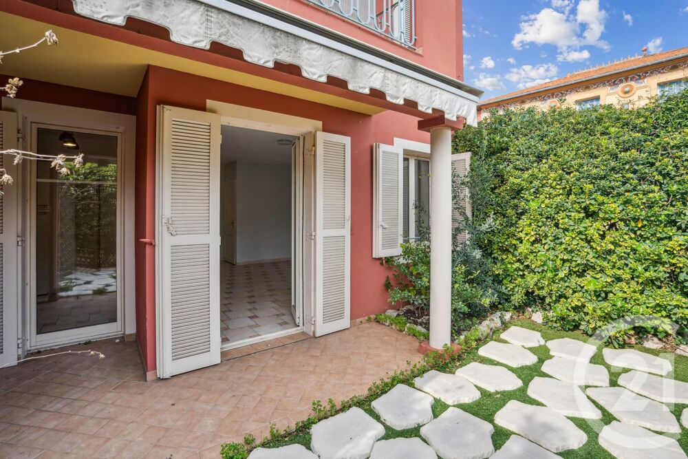 � vendre  Appartement Saint-Jean-Cap-Ferrat (06230)
