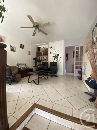  Maison � vendre 5 pi�ces 335 m�