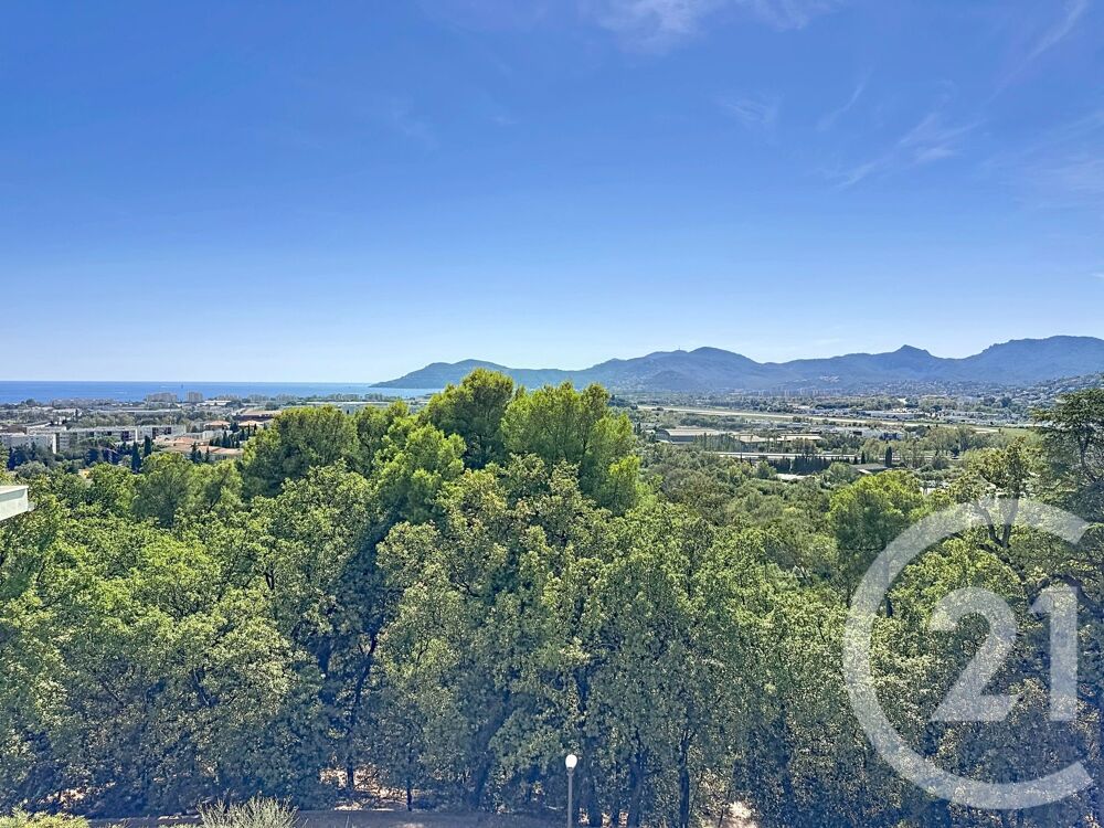 APPARTEMENT FAMILIALE 5P VUE MER Dans une très ....