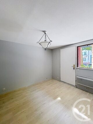  Appartement à louer 1 pièce 17 m²