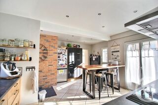  Maison � vendre 8 pi�ces 219 m�