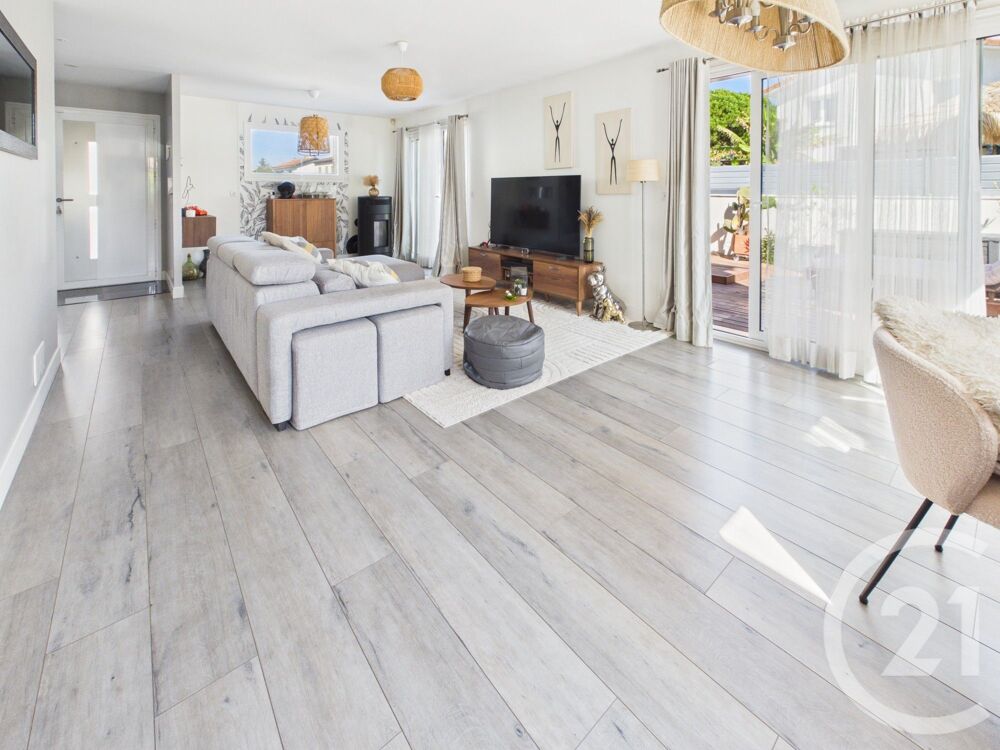 vente Maison - 6 pièce(s) - 118 m² Villenave-d'Ornon (33140)