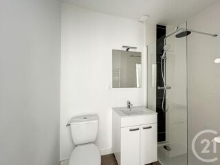  Appartement à louer 2 pièces 34 m²
