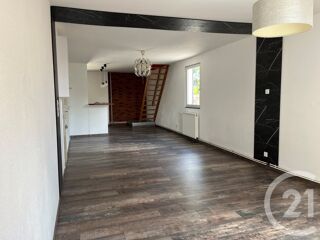  Appartement à louer 3 pièces 80 m²