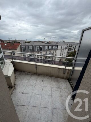  Appartement à louer 3 pièces 71 m²