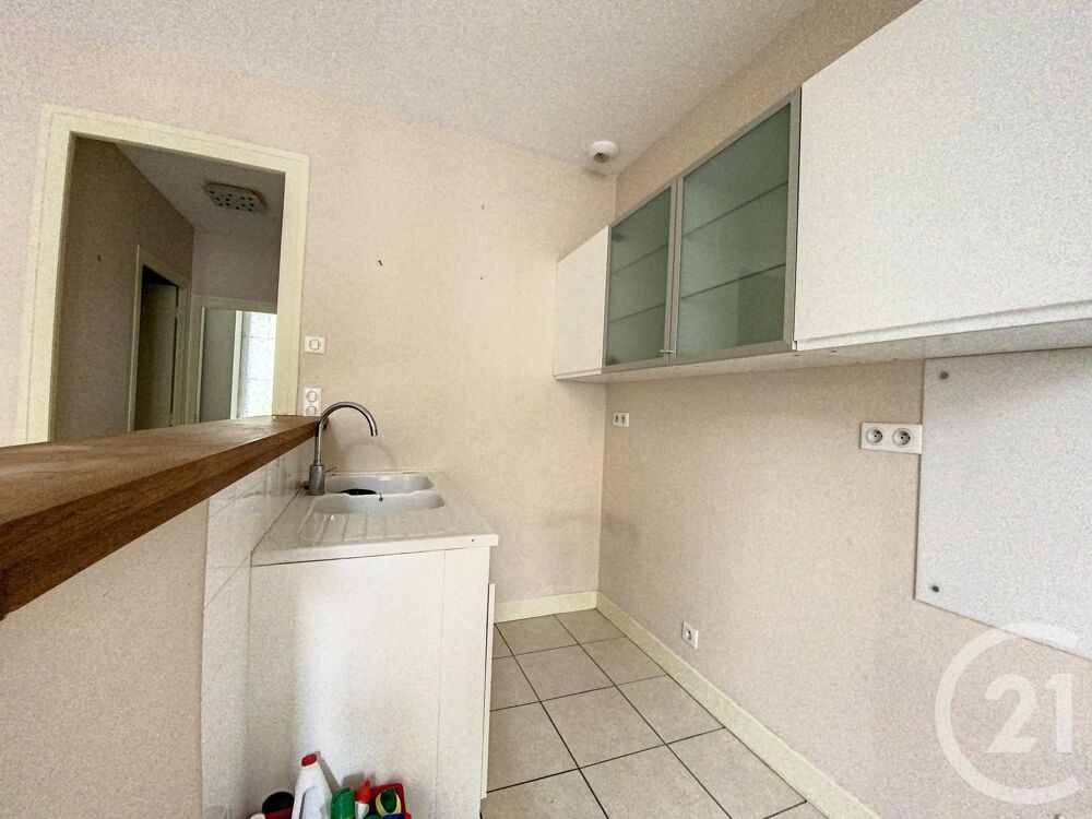 SAINT POURCAIN S/SIOULE Centre ville - Appartement type ....