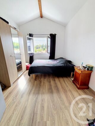  Appartement à louer 3 pièces 66 m²