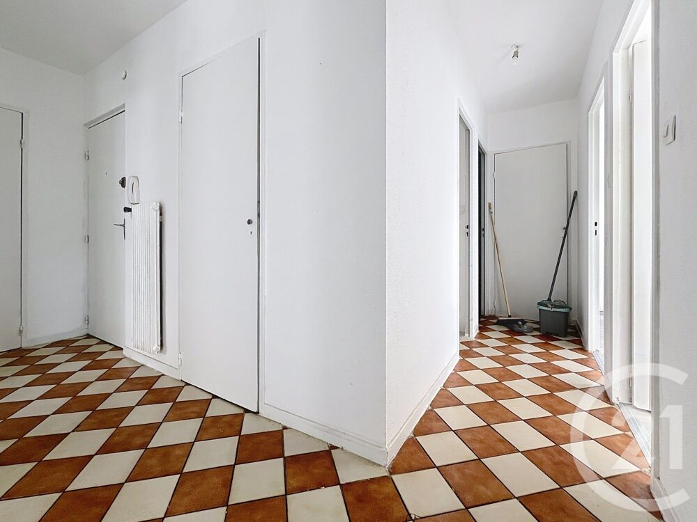 location Appartement - 3 pièce(s) - 60 m² Montbéliard (25200)