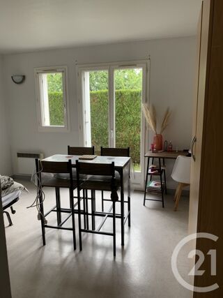  Appartement à louer 1 pièce 21 m²