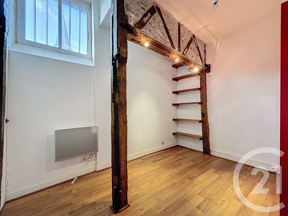 Maison 3 pièces 109 m² · à Varennes sur Allier · 109 m² · 25 000 €