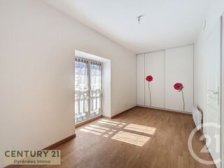  Appartement à louer 3 pièces 61 m²