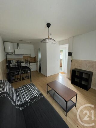  Appartement à louer 2 pièces 27 m²