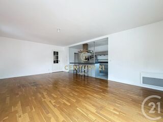  Appartement � louer 4 pi�ces 108 m�