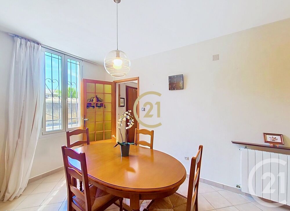 Salon de Provence , Century21 vous propose cette charman....