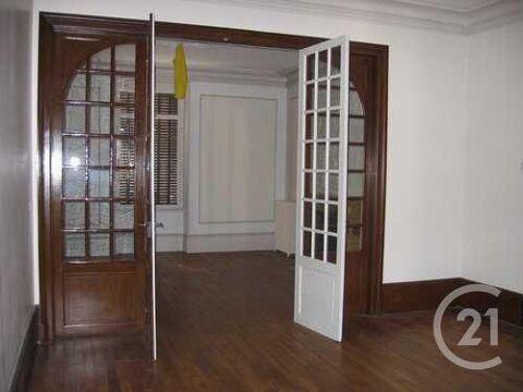  Appartement � louer 4 pi�ces 150 m�