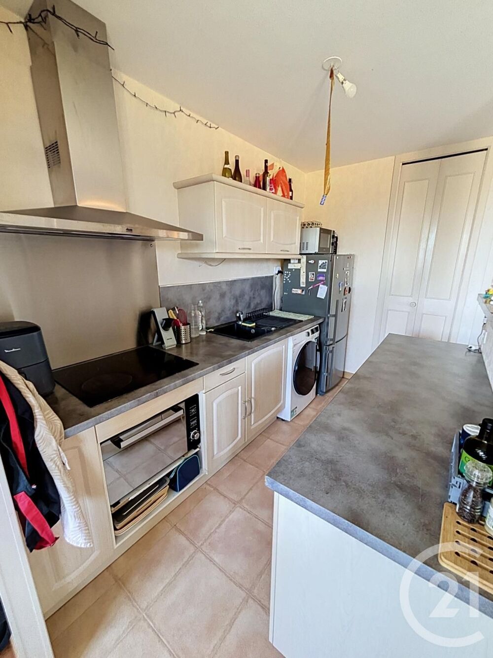 location Appartement - 3 pièce(s) - 71 m² Chalon-sur-Saône (71100)
