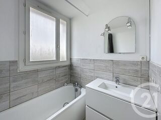  Appartement � vendre 4 pi�ces 65 m�