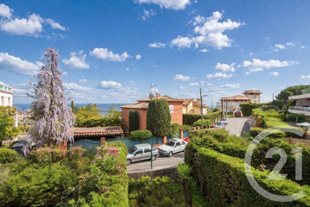 Appartement 1 pièce 31 m² · à Nice · 31 m² · 210 000 €