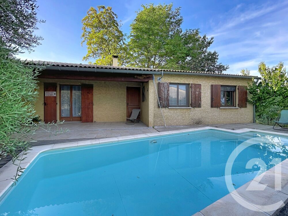 À vendre Maison 110 m²de plain-pied avec piscine, clima....