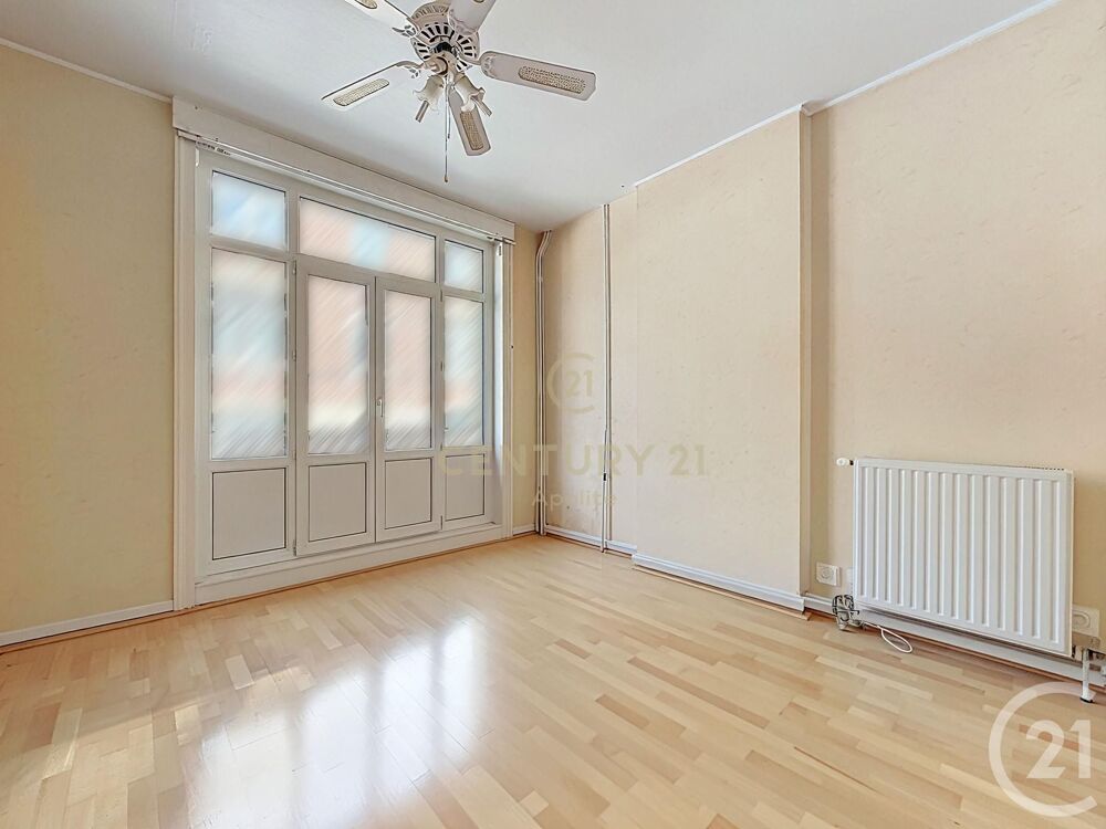 vente Maison - 6 pièce(s) - 210 m² La Madeleine (59110)