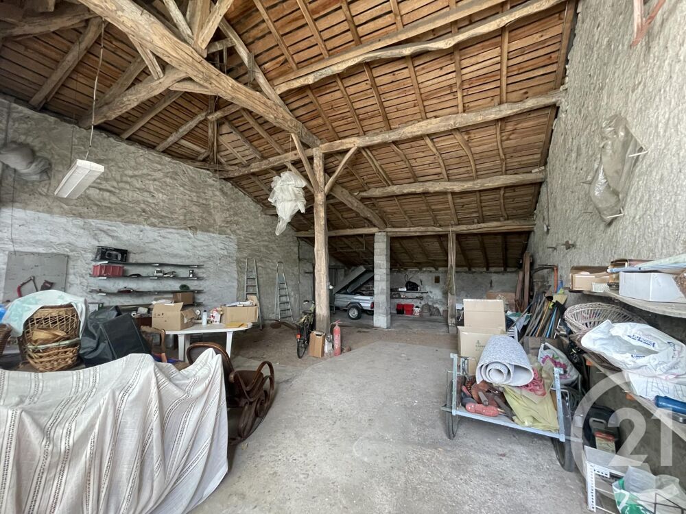 Au centre de Ménesplet, facile d'accès, nous vous propos....