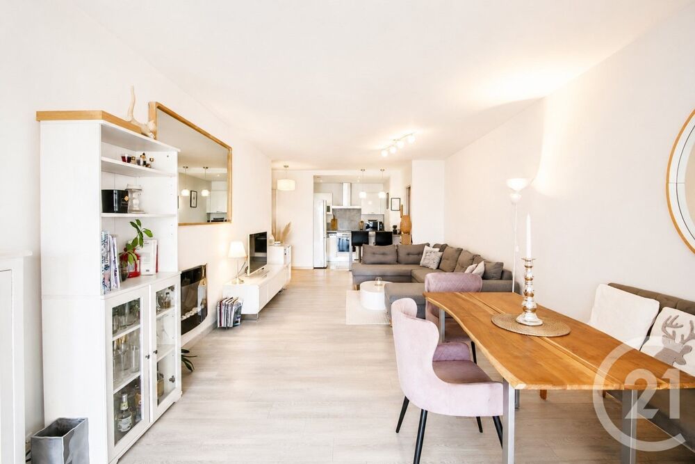 vente Appartement - 4 pièce(s) - 81 m² Nice (06200)