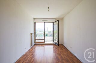  Appartement � vendre 4 pi�ces 90 m�