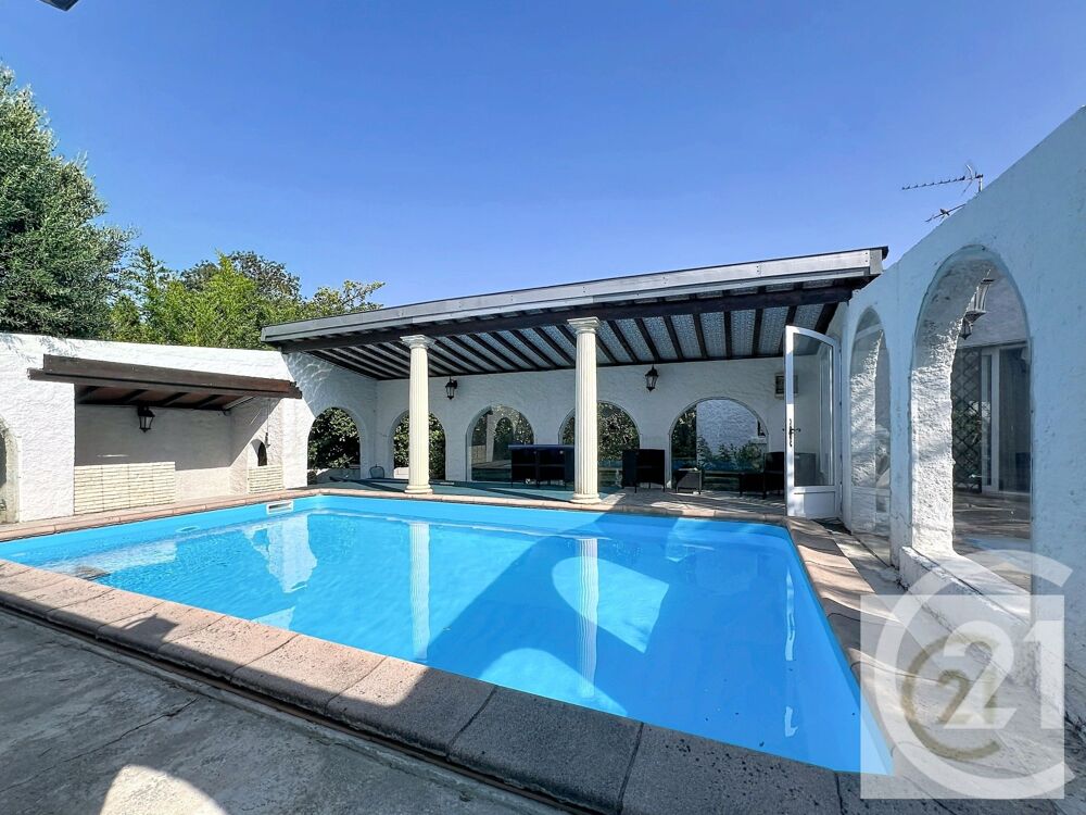 vente Maison - 6 pièce(s) - 282 m² Varennes (31450)