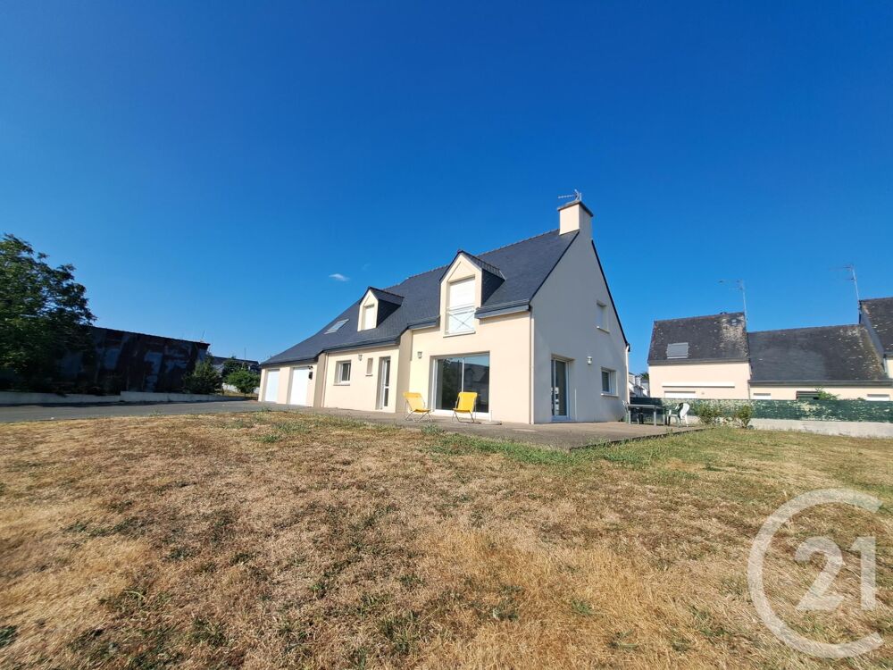 Maison familiale très bien entretenue située à 1km de la....