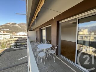  Appartement � louer 4 pi�ces 103 m�