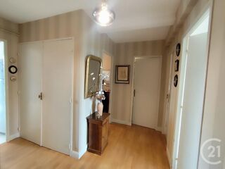 Appartement à vendre 5 pièces 136 m²