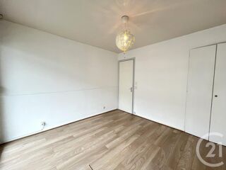  Appartement à louer 3 pièces 71 m²