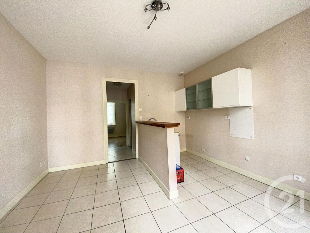 SAINT POURCAIN S/SIOULE Centre ville - Appartement type ....