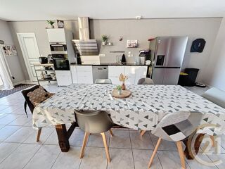  Maison  vendre 7 pices 135 m