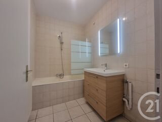  Appartement � louer 3 pi�ces 80 m�