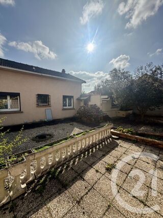  Maison � vendre 7 pi�ces 204 m�