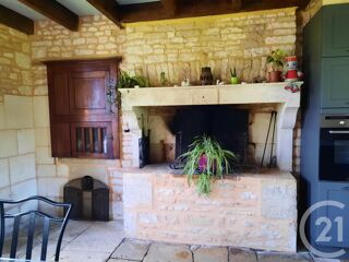  Maison à vendre 4 pièces 573 m²