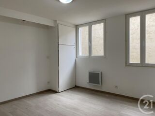 location Appartement - 2 pièce(s) - 32 m² Fontainebleau (77300)