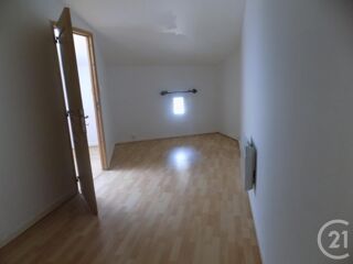 location Maison - 3 pièce(s) - 56 m² Chusclan (30200)