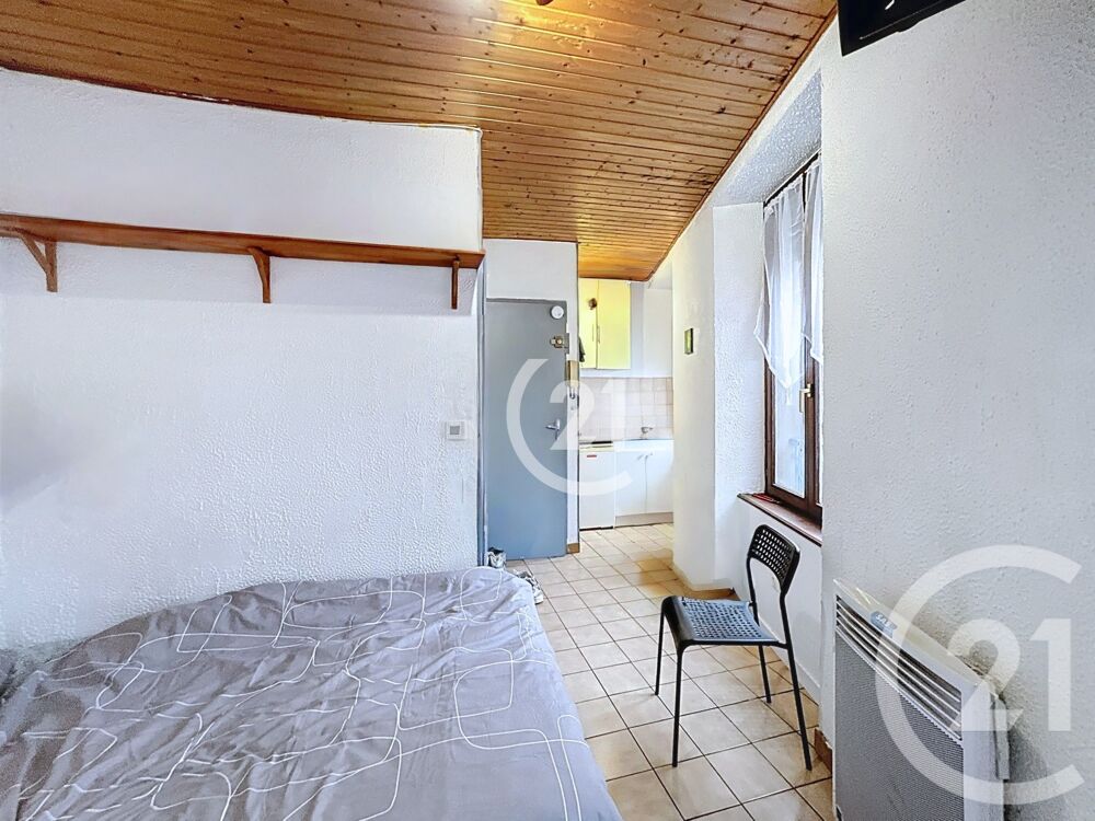 LOT DE QUATRE APPARTEMENTS LOUES ! (11.7% de rentabi....