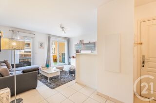 vente Appartement - 2 pièce(s) - 53 m² Nice (06300)